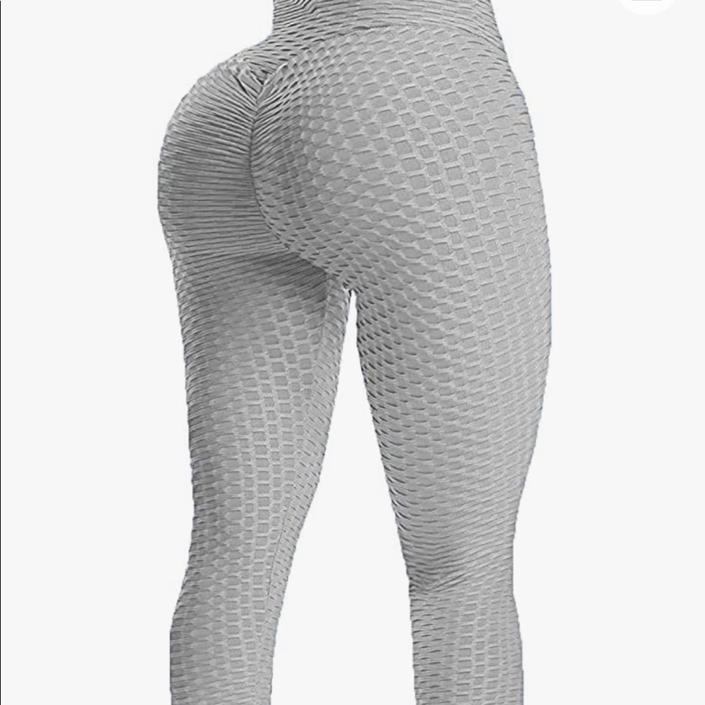 NWOT booty enhancing leggings